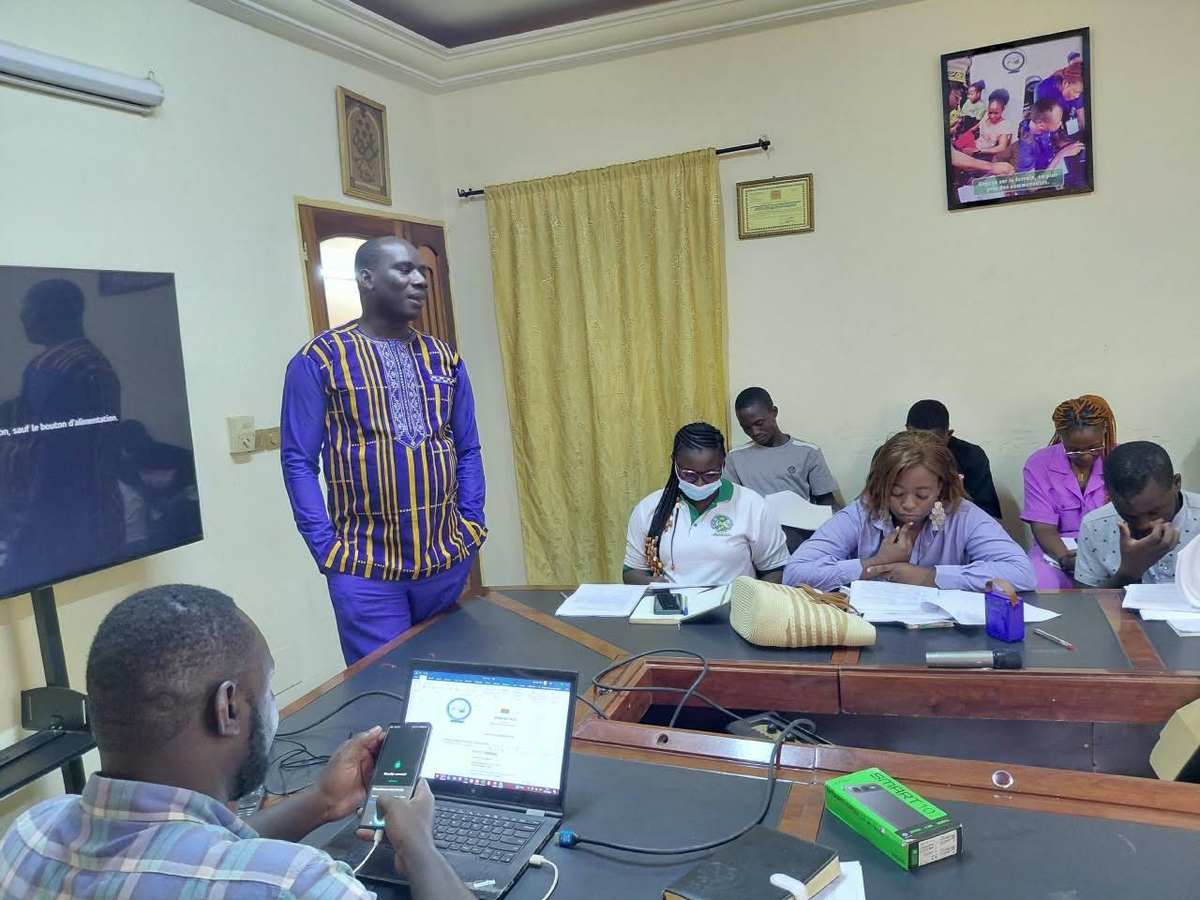 𝗙𝗼𝗿𝗺𝗮𝘁𝗶𝗼𝗻 𝗮̀ 𝗹’𝗲𝗻𝗱𝗿𝗼𝗶𝘁 𝗱𝗲𝘀 𝗲𝗻𝗾𝘂𝗲̂𝘁𝗲𝘂𝗿𝘀 𝗲𝘁 𝘀𝘂𝗽𝗲𝗿𝘃𝗶𝘀𝗲𝘂𝗿𝘀 𝗽𝗼𝘂𝗿 𝗹’𝗲́𝘃𝗮𝗹𝘂𝗮𝘁𝗶𝗼𝗻 𝗮̀ 𝗺𝗶-𝗽𝗮𝗿𝗰𝗼𝘂𝗿𝘀 𝗱𝘂 𝗽𝗿𝗼𝗷𝗲𝘁 𝗭𝗘𝗠𝗦𝗧𝗔𝗔𝗕𝗔 𝗧𝗥𝗜𝗣𝗟𝗘 𝗡𝗘𝗫𝗨𝗦